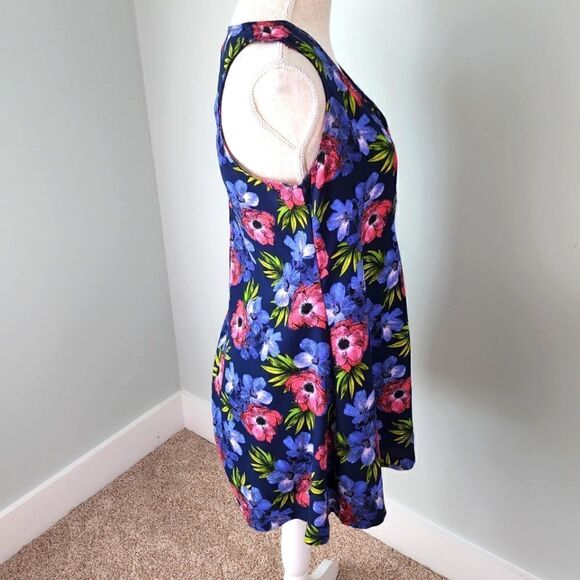 Lumiere Women's Floral Sleeveless Splice Neck Romper Size Small - Picture 3 of 6